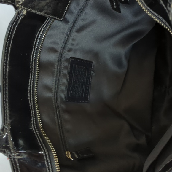 Patent Leather Matching Coach Tote and Wallet Set - Picture 10 of 16